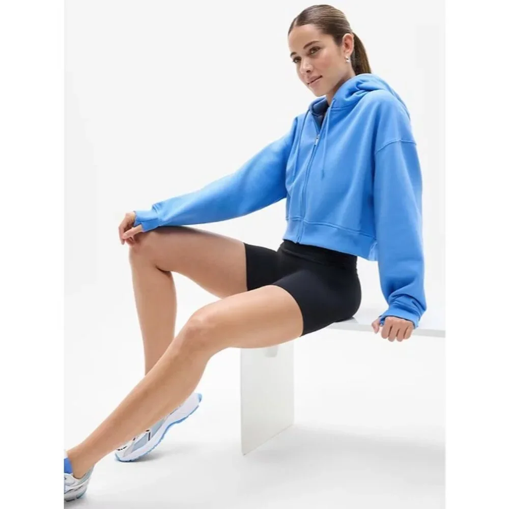 Athleta M Forever Fleece Ultra Crop Cornflower Blue Medium
